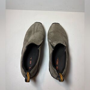 Merrell Men's Jungle Moc in the popular "Gunsmoke" colorway (Style J60787).